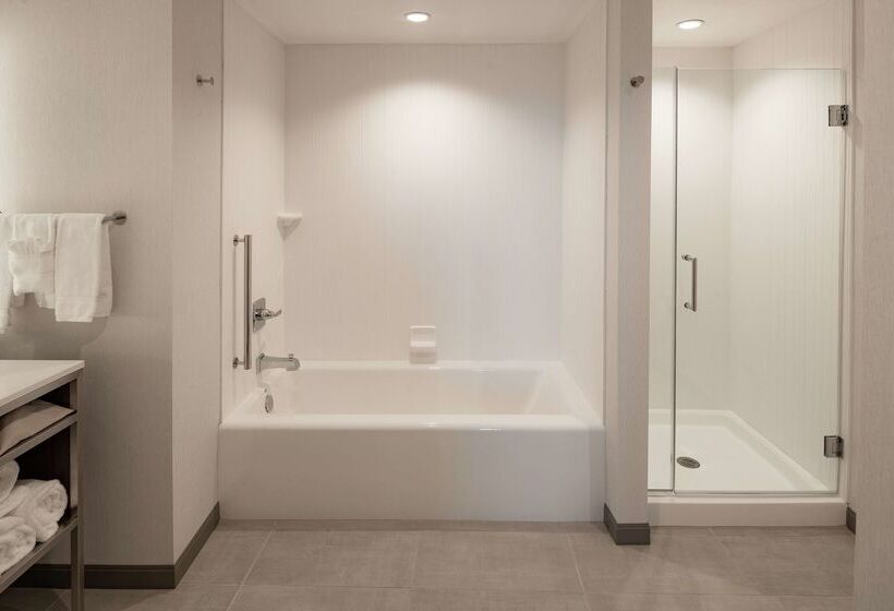 酒店 Hilton Garden Inn Dallas  At Hurst Conference Center