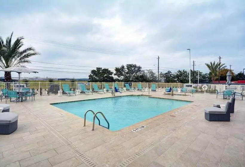 Hotelli Hilton Garden Inn Houston Hobby Airport, Tx