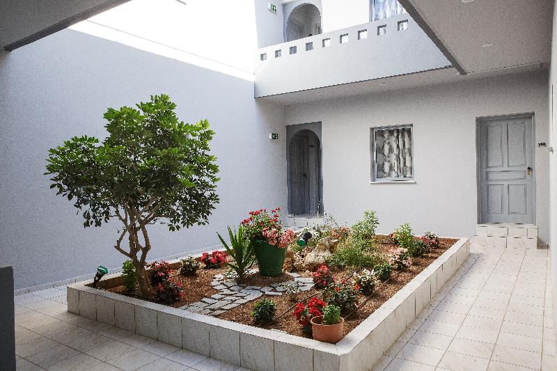 فندق Irene Beach Apartments