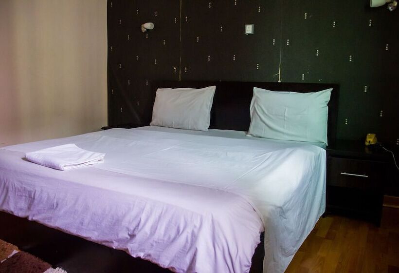 هتل Lekki Heights