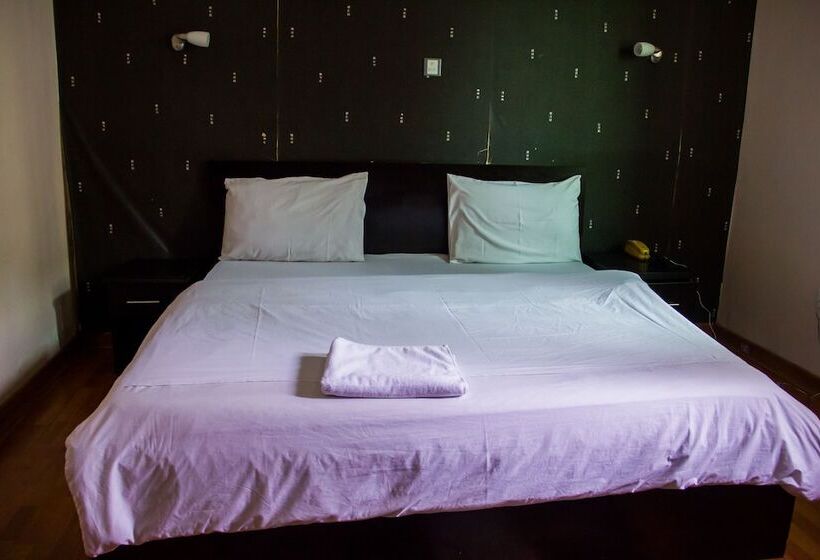 هتل Lekki Heights