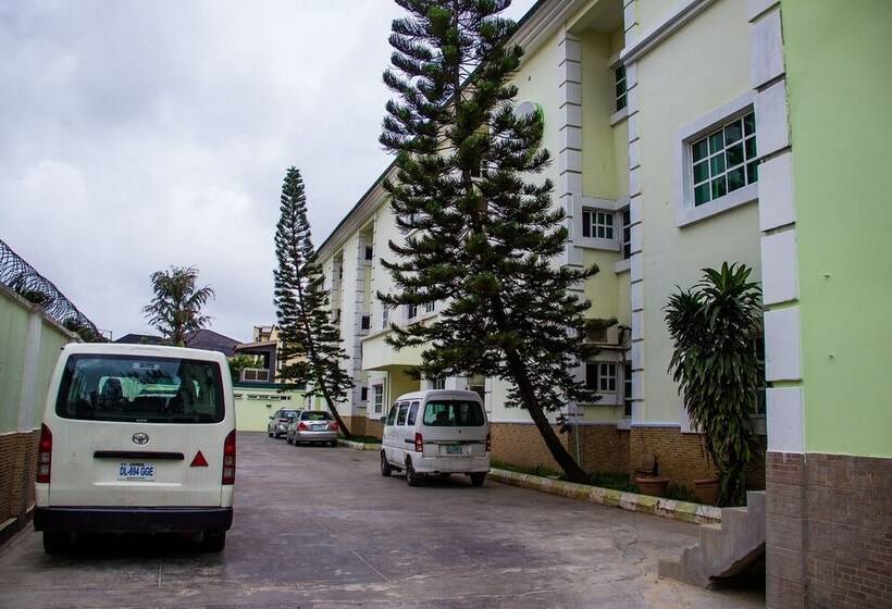 هتل Lekki Heights