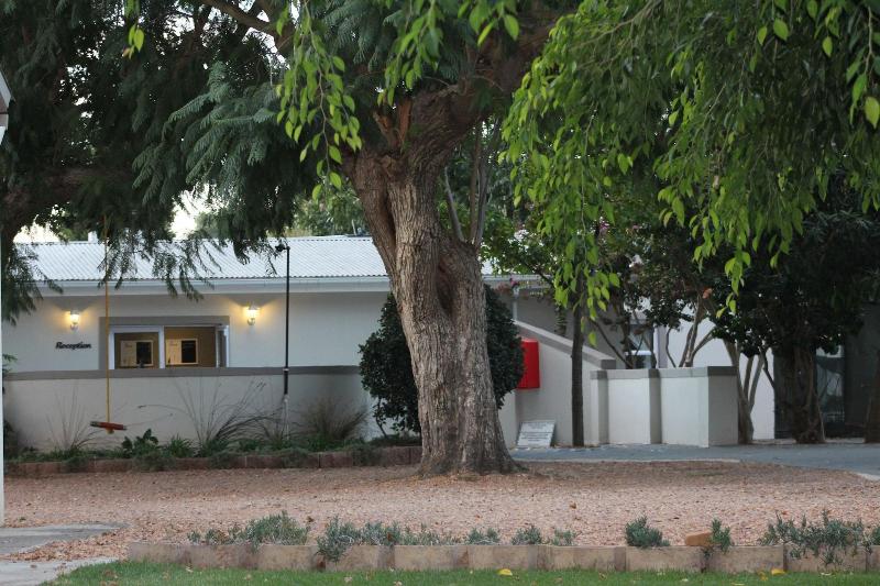 هتل Nuwerus Lodge Paarl