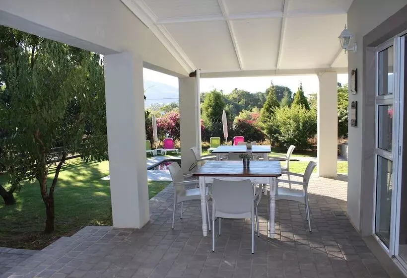 ホテル Nuwerus Lodge Paarl