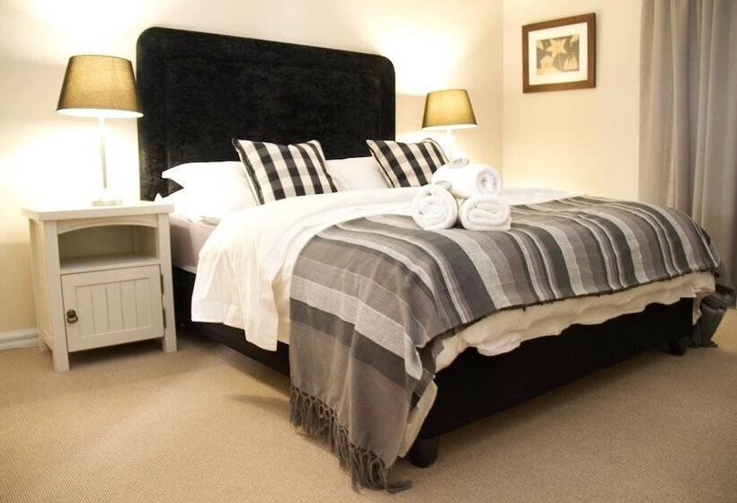 هتل Nuwerus Lodge Paarl