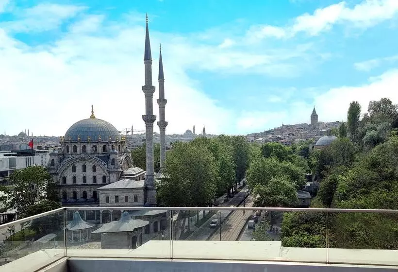هتل Port Bosphorus