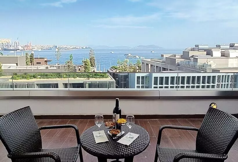 هتل Port Bosphorus