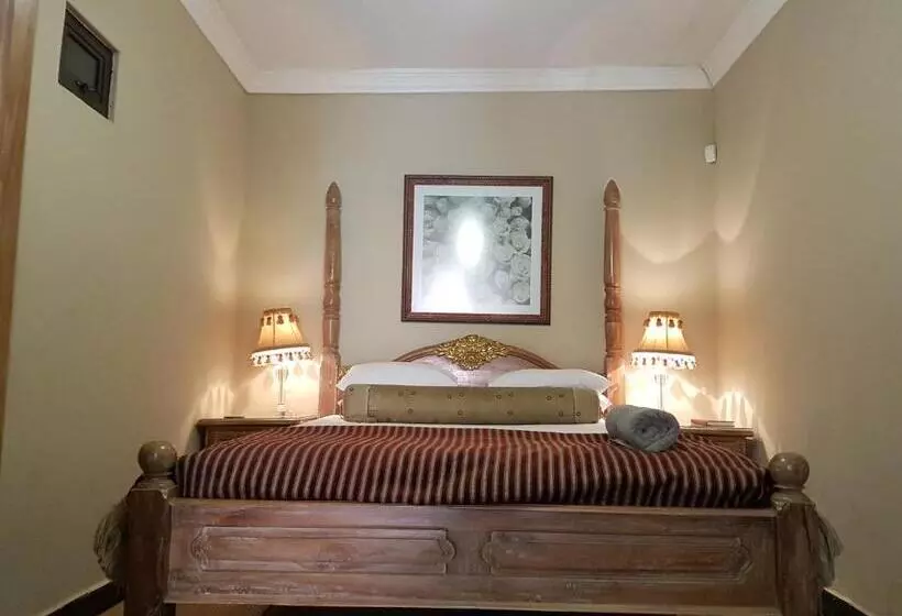 Hotelli Santai Guesthouse