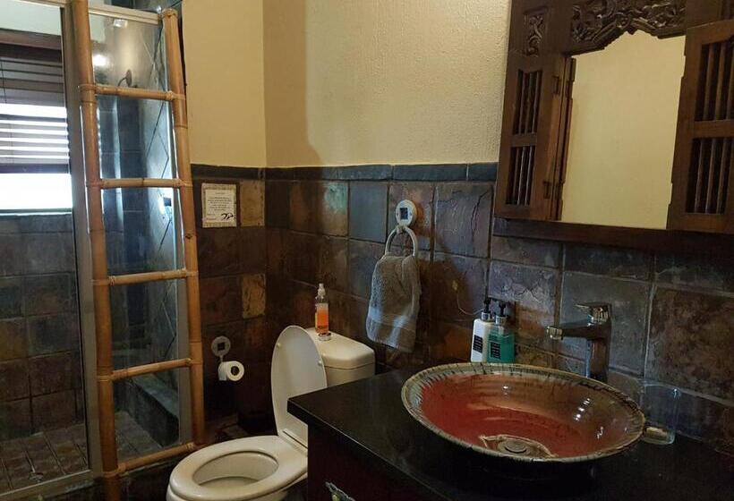 فندق Santai Guesthouse