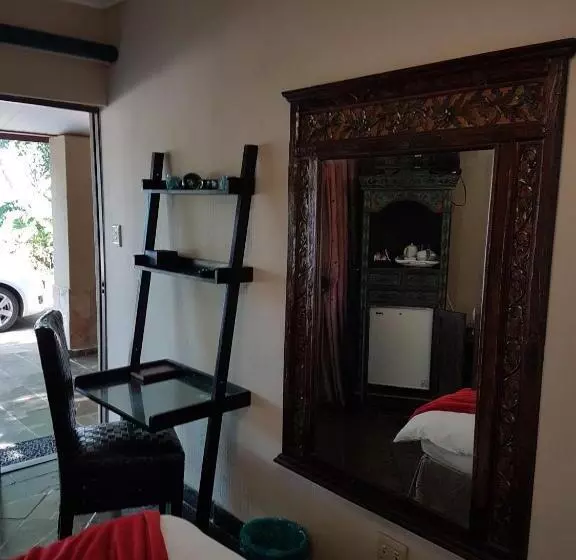 Hotelli Santai Guesthouse