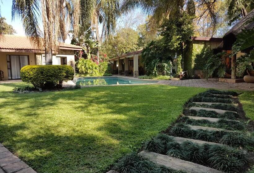 فندق Santai Guesthouse