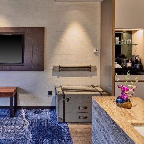 هتل The Den Bengaluru