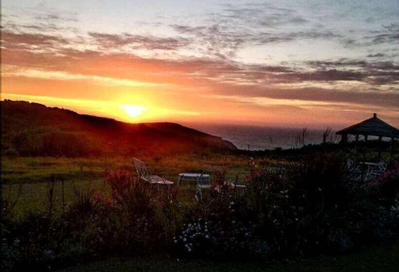 فندق Tniqua Stable Inn