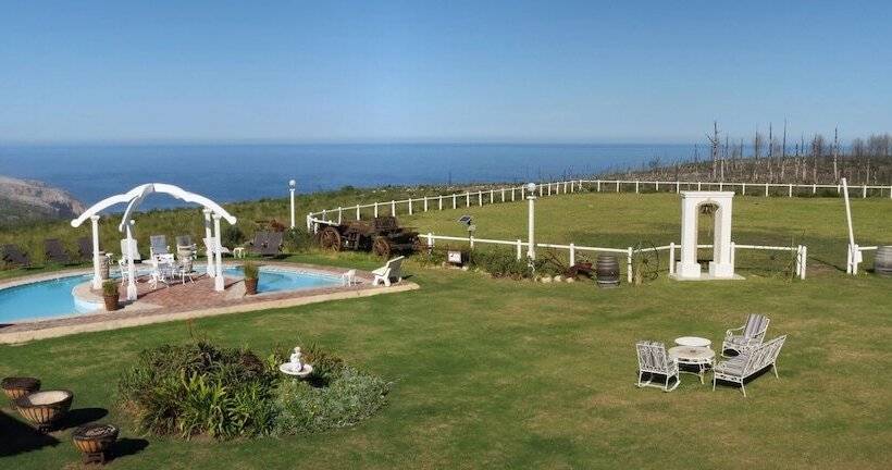 فندق Tniqua Stable Inn