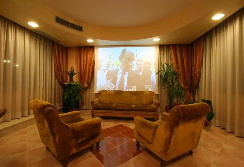 هتل Villa Luca
