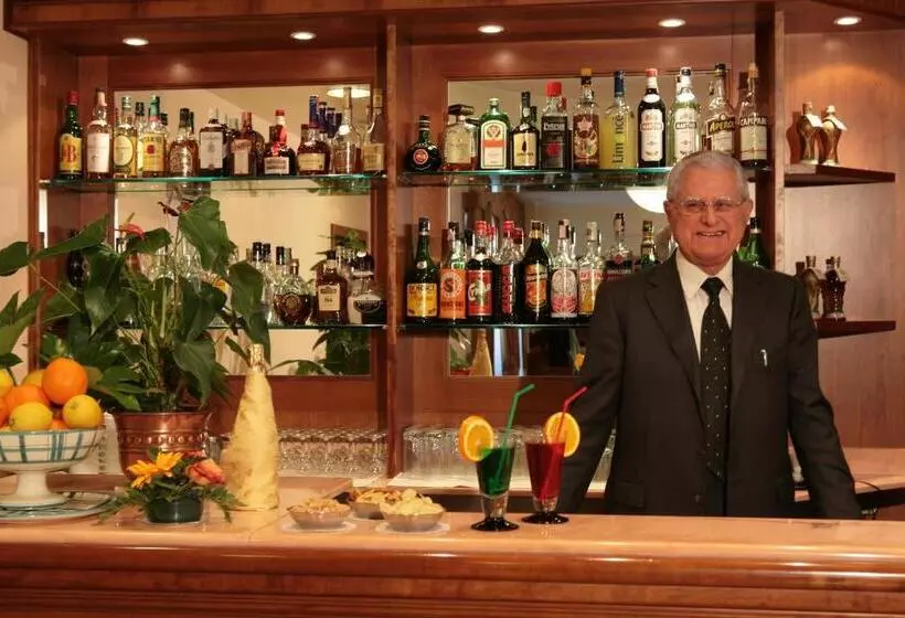 هتل Villa Luca