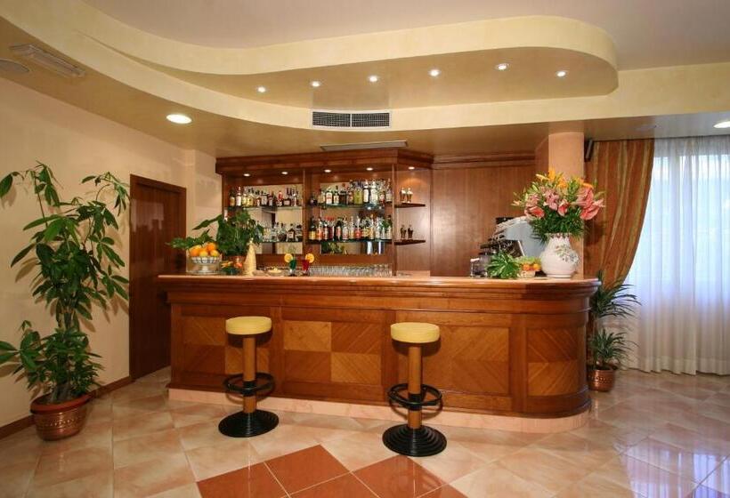 ホテル Villa Luca