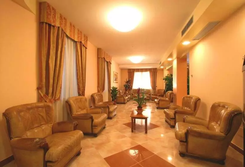 هتل Villa Luca