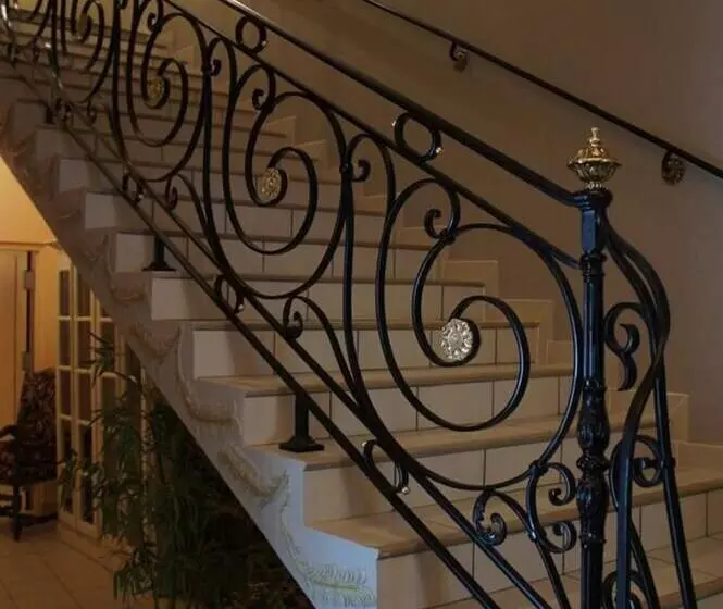 Hotelli Logis Hôtel & Restaurant Du Chemin Des Dames