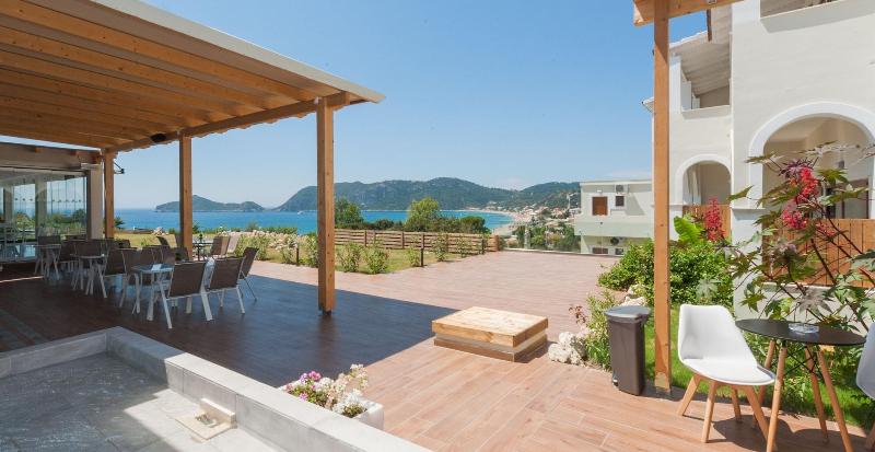 ホテル Porto Demo