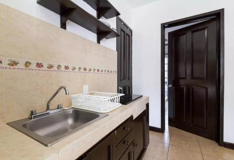 Speedy Double Balcony Apartment 5th Avenue