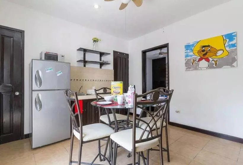 Speedy Double Balcony Apartment 5th Avenue