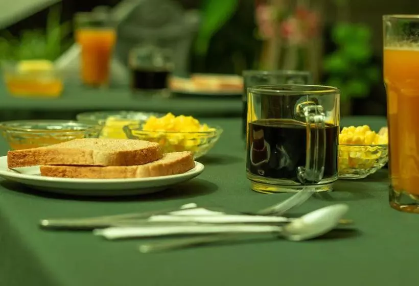 Casa Jazmin Bed & Breakfast