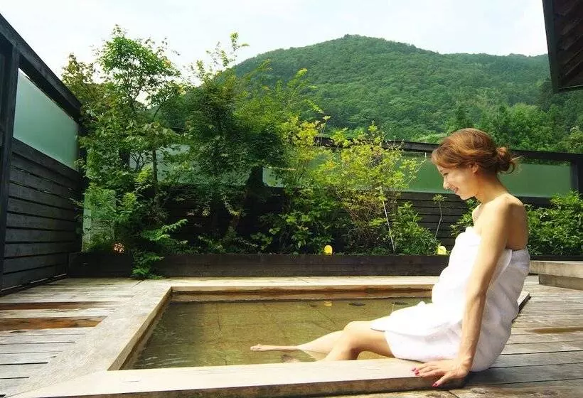 ホテル Auberge Tosayama