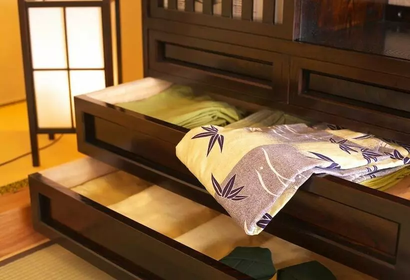 Hotelli Mizuno Inn Atami Ajiro