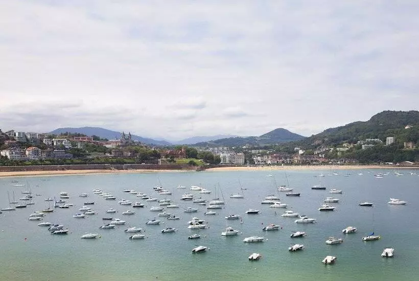 Lasala Plaza Hotel   Adults Only