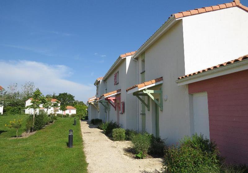 Hotel Les Vagues Bleues