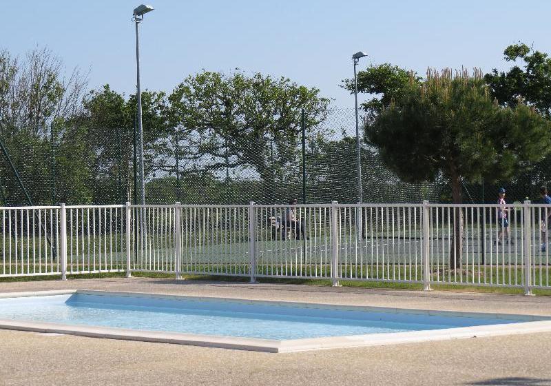 Hotel Les Vagues Bleues