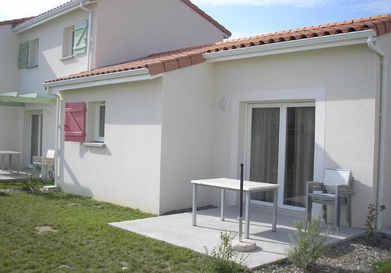 Hotel Les Vagues Bleues