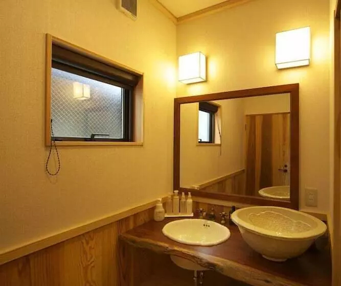 Hotelli Mizuno Inn Atami Ajiro