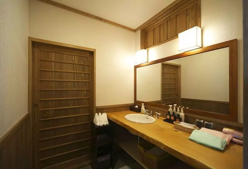 Hotelli Mizuno Inn Atami Ajiro