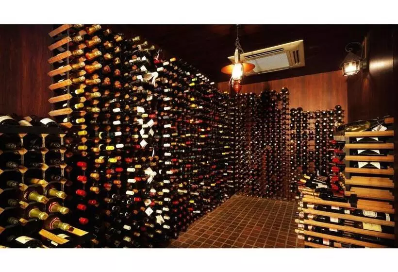 هتل Old England Dogo Yamanote