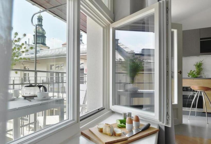 בית מלון כפרי Stradonia Serviced Apartments