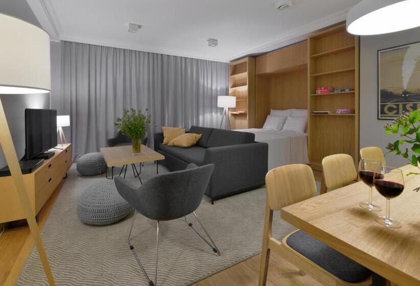 בית מלון כפרי Stradonia Serviced Apartments