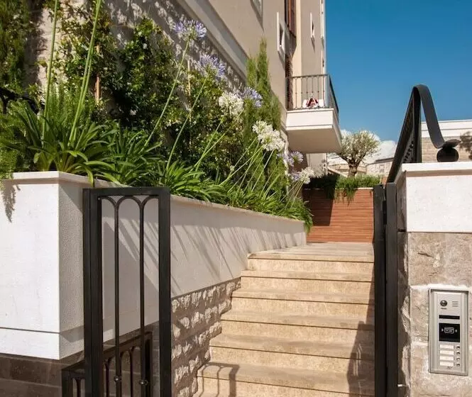 هتل Villa Gracia