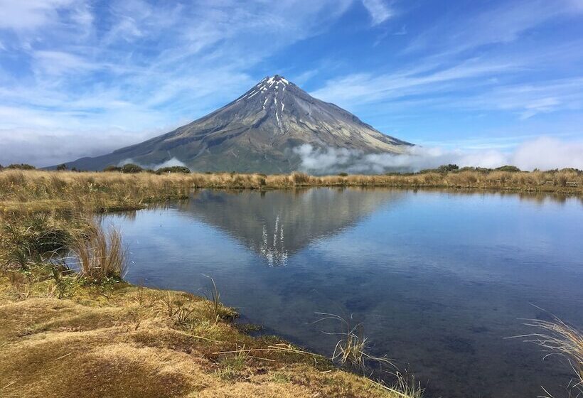 Lockwood Manor Motel