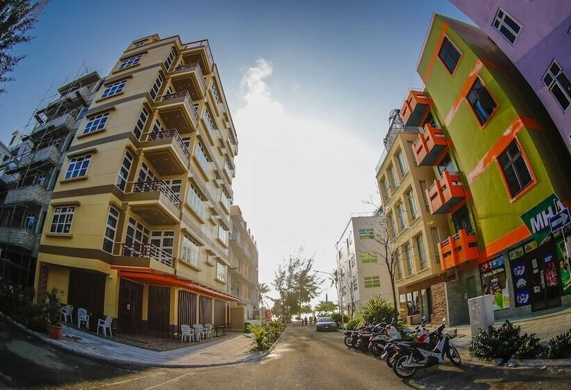 پانسیون Three Inn