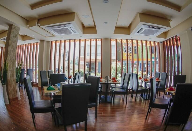 پانسیون Three Inn