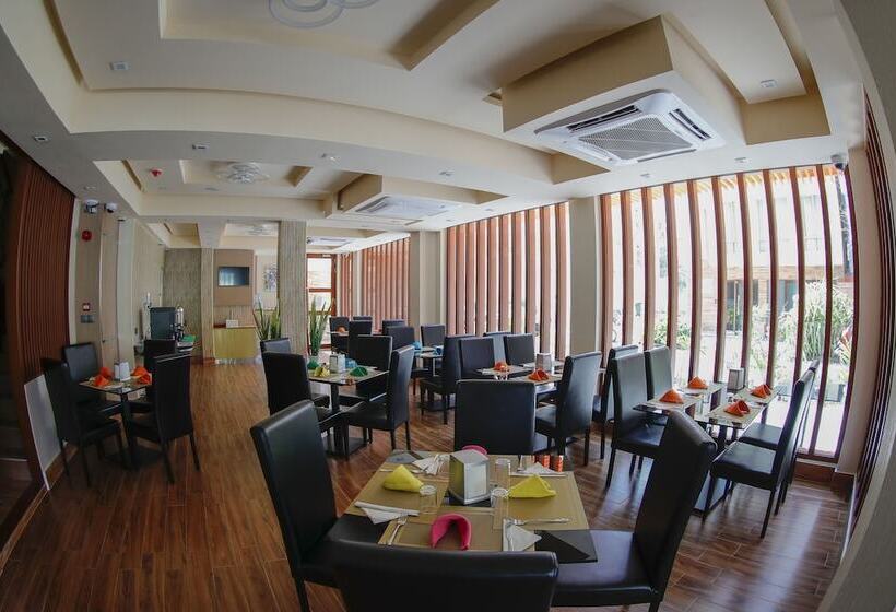 پانسیون Three Inn