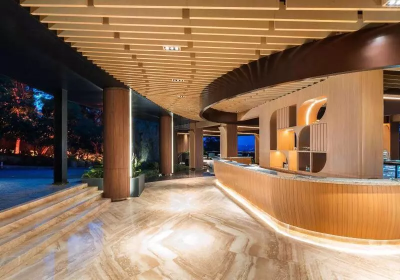 Hotelli Santika Premiere Hills Resort Cibadak – Sukabumi