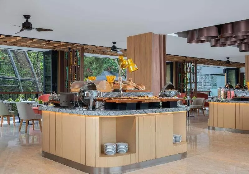 Hotelli Santika Premiere Hills Resort Cibadak – Sukabumi
