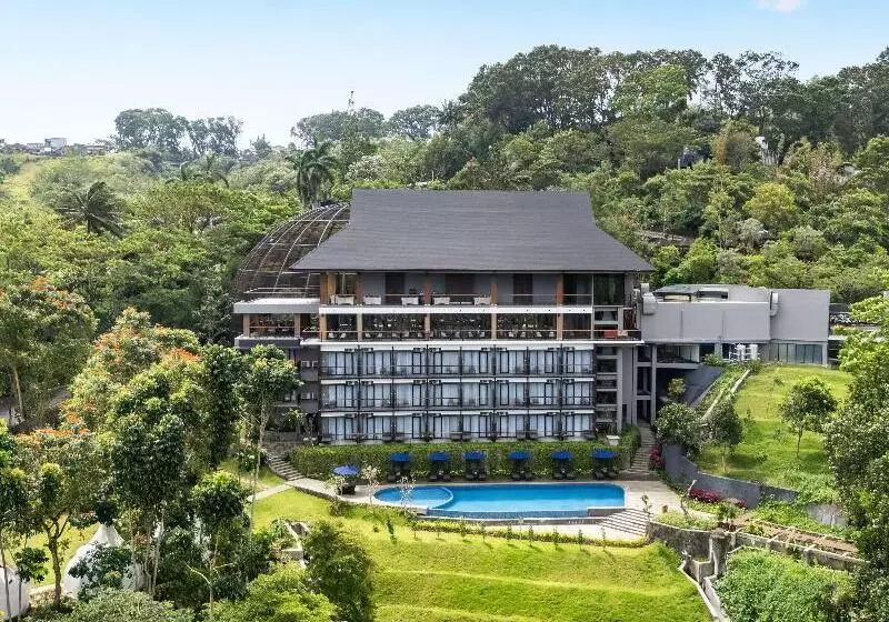 Hotelli Santika Premiere Hills Resort Cibadak – Sukabumi