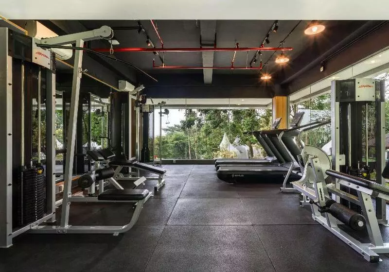 Hotelli Santika Premiere Hills Resort Cibadak – Sukabumi