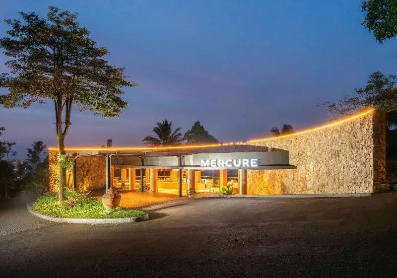 Hotelli Santika Premiere Hills Resort Cibadak – Sukabumi