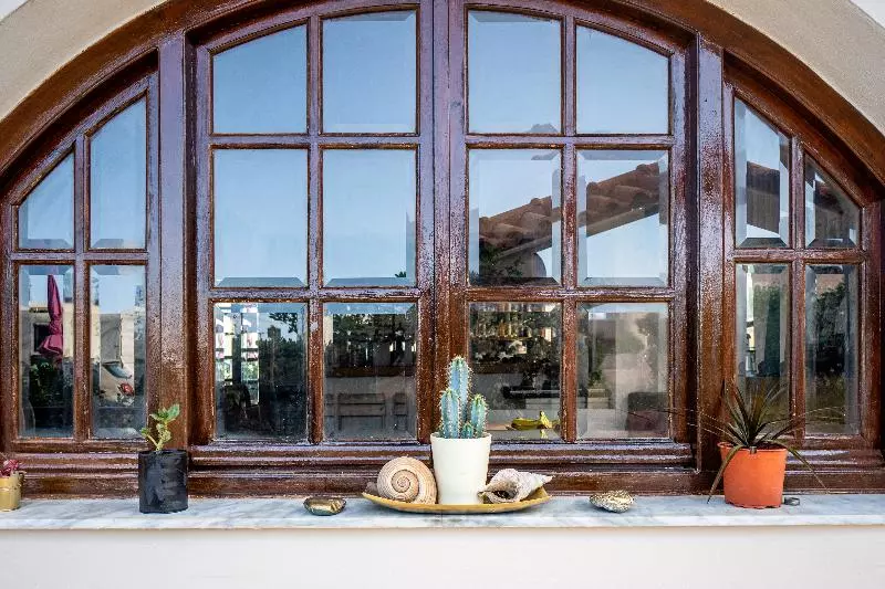 Alexandra Apartments