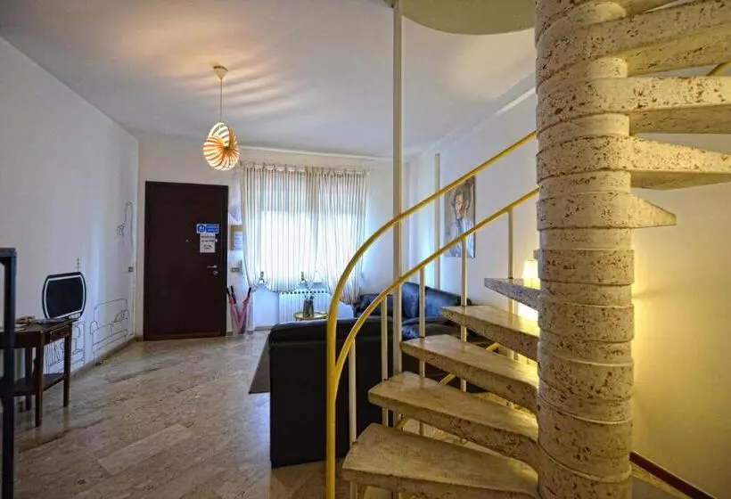 هتل Aback Policlinico